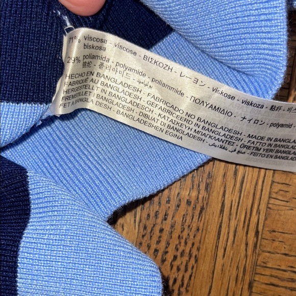 Zara Navy and Light Blue Striped Knit Crop Top Sweater M Medium NWT - Picture 7 of 10